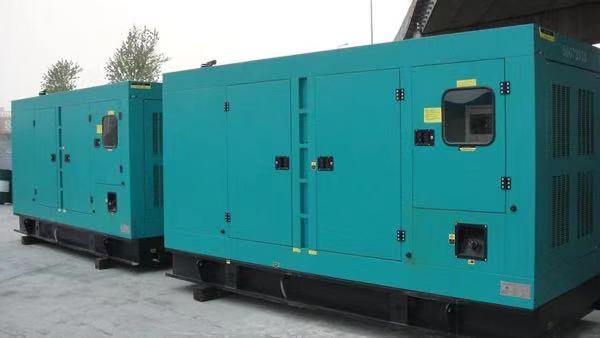 玉树康明斯400kw大型柴油二手发电机组 玉树康明斯400kw大型柴油二手发电机组